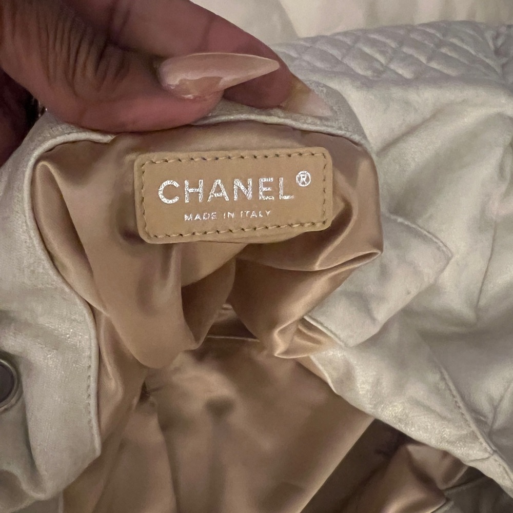 Chanel Metallic Silver Shoulder Bag - Picture 10 of 16